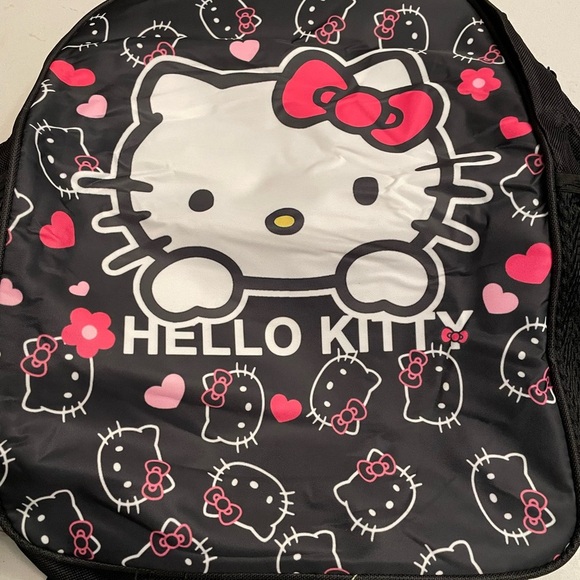 3piece Hello kitty backpackck, lunch kit and pencill organizer. - Picture 1 of 3
